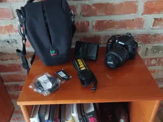 Nikon D3100 14.8 mp, 64gb ram, 18-55 mm, og taske 