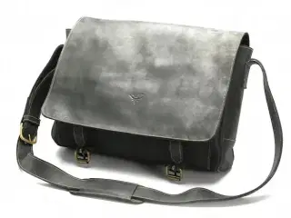Crossbody, Rift Valley