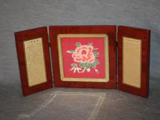Yun Brocade of China Silke og træ souvenir  13 cm 