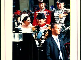 Kronprins Frederik og Marys Bryllup  - Scandinavisk Foto u/n - 13x18 cm. - Ubrugt