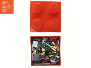 Rød LEGO opbevaringsboks med klodser fra LEGO (str. 25x25 cm)