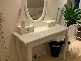 HEMNES, Ikea bord med spejl