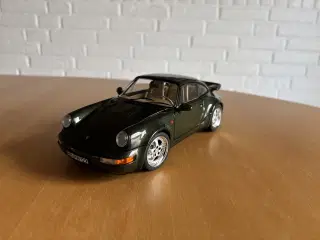 Porsche 911 Turbo 1:18