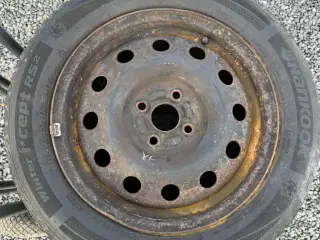 15" Stålfælge med Hankook vinterdæk