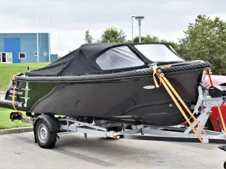Corsiva 595 Tender - 40 HK Yamaha/Udstyr