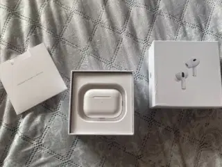 AirPods generation 2 pro