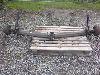   Alko Aksel 1300 Kg.