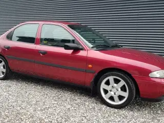 Ford Mondeo 1,8i CLX