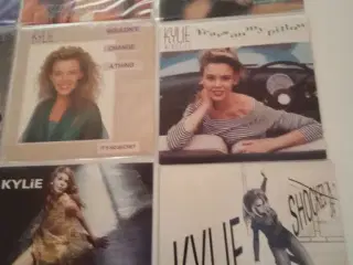 14 stk 7" Singler med Kylie Minogue