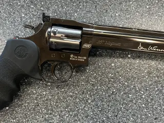 Dan wesson 715 6” co2 revolver