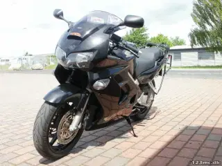 Honda VFR 800 F