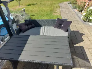 Havesæt med hynde og puder