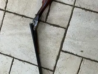 Jagtgevær 2 stk.