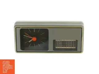 Clock radio (str. 18x8x7 cm)