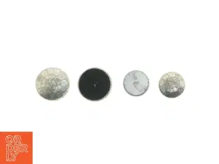 Dekorative knapper (str. 7,5 x 4,5 cm og 6 x 3,5 cm)