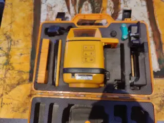 Laser