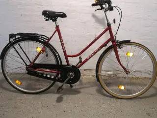 Mustang CITY CLUB 28"   55cm ,  3 gear ,,lås 2 nøg