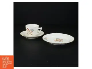 Porcelænskaffesæt med blomsterdekor fra Bing Og Grøndahl (str. 16 x 9 cm)