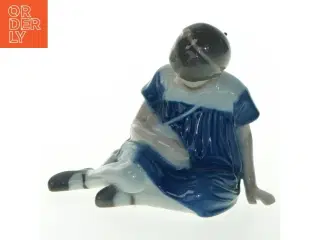 Royal Copenhagen figur af pige fra B&G (str. 9x10 cm)