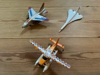 Sjældne retro fly fra Matchbox m.fl.