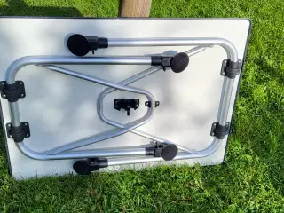 Campingbord af mærket Wecamp
