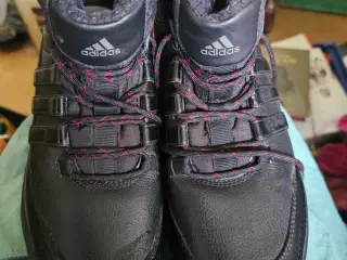 Adidas torsion system