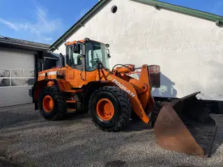 Doosan DL 250 15 tons gummiged 