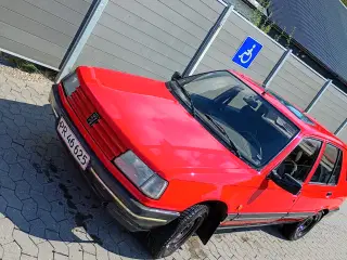 Peugeot 309