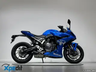 Suzuki GSX-8R