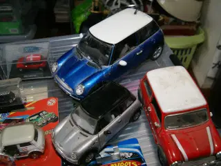 Modelbiler Morris mini