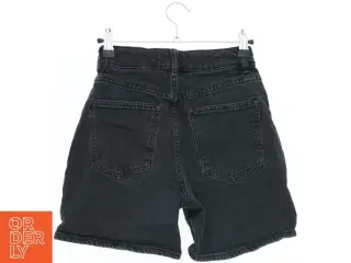 Sort jeansshorts fra H&M (str. 140)