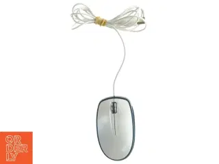 Mus med kabel fra Lumatron