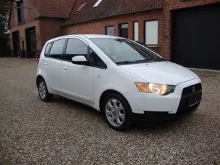 Mitsubishi Colt 1,1 Invite