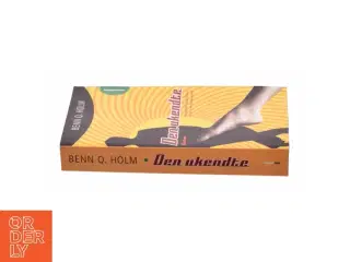 Den ukendte af Benn Q. Holm