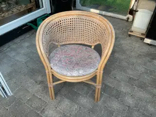 Kurvestole med hynder