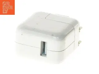 USB strømforsyning fra Apple (str. 4,5x4,5 cm)