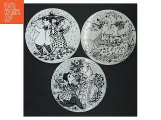 April, maj og juni vægplatter fra Bjørn Wiinblad (str. Ø 15 cm)