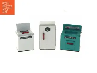 Retro legetøj. Miniature køkken sæt (str. ca. 8,5x10 cm)