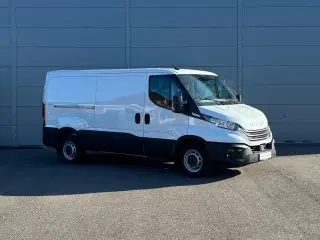 Iveco Daily 2,3 35S16 9m³ Van AG8