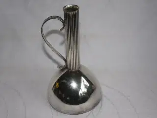 Vase af sølvplet