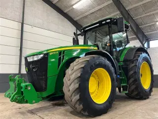 John Deere 8345R Med dæktryksregulering, centralsmøring og frontlift
