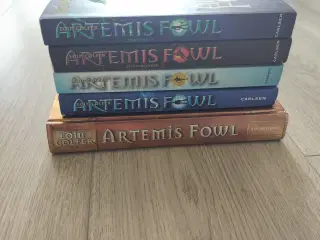 Artemis Fowl af Eoin Colfer 