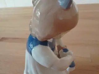 Poselæns figur pige