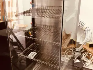 Varmeskab/Brød osv.