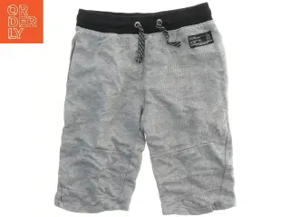 Korte grå bukser med snøre fra H&M (str. 140)