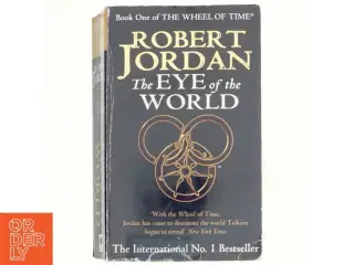 The Eye of the World af Robert Jordan ( LUO BO TE QIAO DAN ) (Bog)