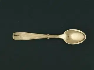 Kvintus Spiseske, 19½ cm.