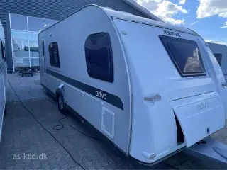 0 - Adria Adiva 553 PH   Adria Adiva 553 PH årg. 2011. Isabella Capri 2,5 m.  fortelt, mover, el-støtteben, Air Con. 4 sovepladser, 5 siddepladser