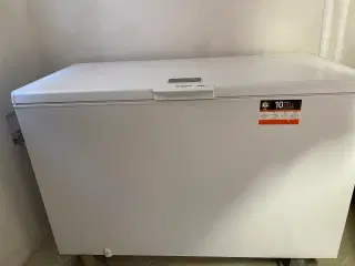 Whirlpool 750 L kummefryser - Fredericia