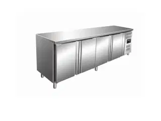  Refrigerated kølebord med 4 døre – SNACK 4100 TN